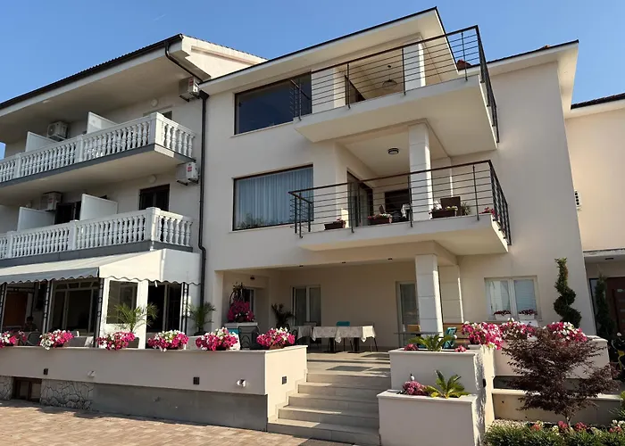 Bed & Breakfast Pansion Katarina Krk Malinska