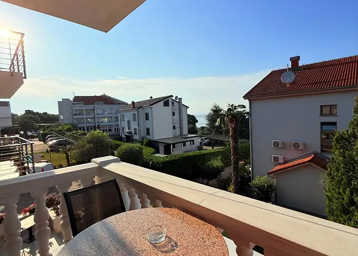 Bed & Breakfast Pansion Katarina Krk Malinska