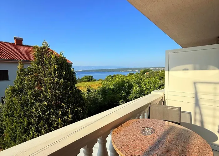 Bed & Breakfast Pansion Katarina Krk 3*