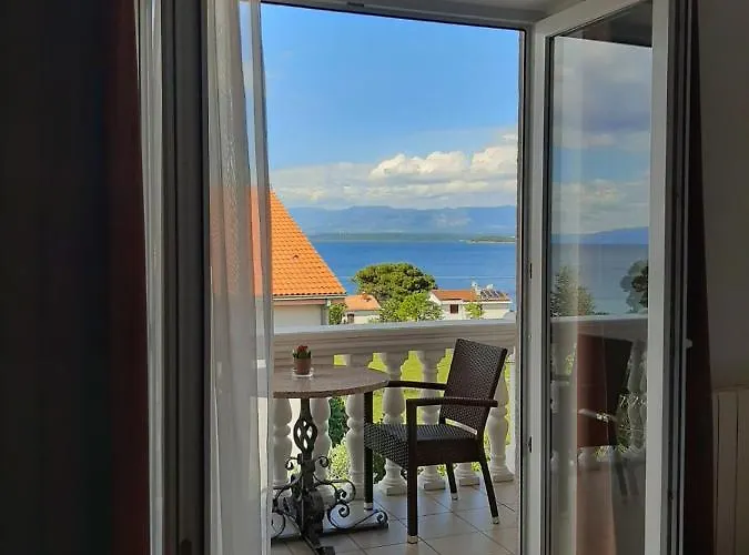 Pansion Katarina Krk Bed and breakfast Malinska